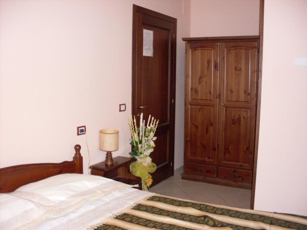 Hotel Il Rifugio Celano Esterno foto